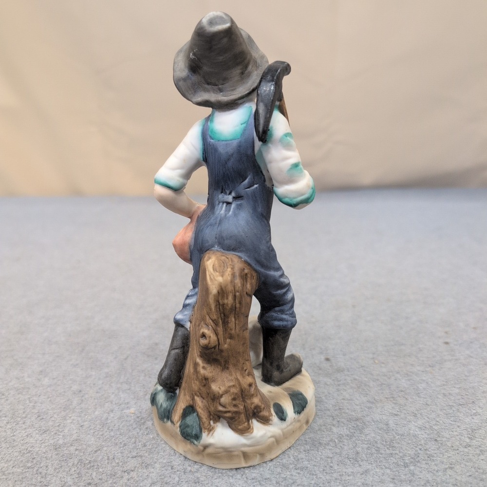 Vintage UCC Porcelain Farm Boy with Dog Figurine Blue Overalls‎ Taiwan - Picture 3 of 4